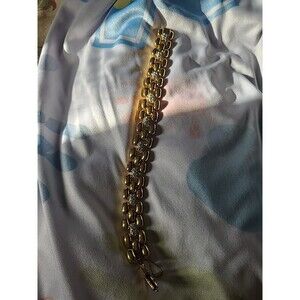 Swarovski Bracelet With Clear Sets. Gold Tone  Preowned